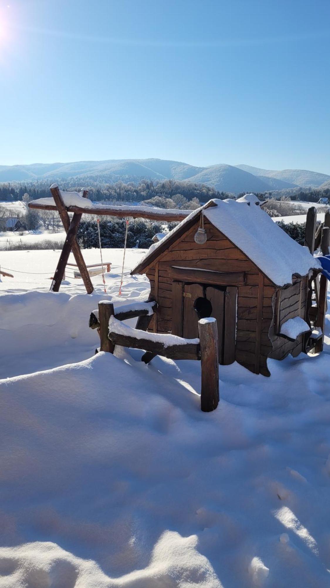 Odludomki Villa Smerek Luaran gambar